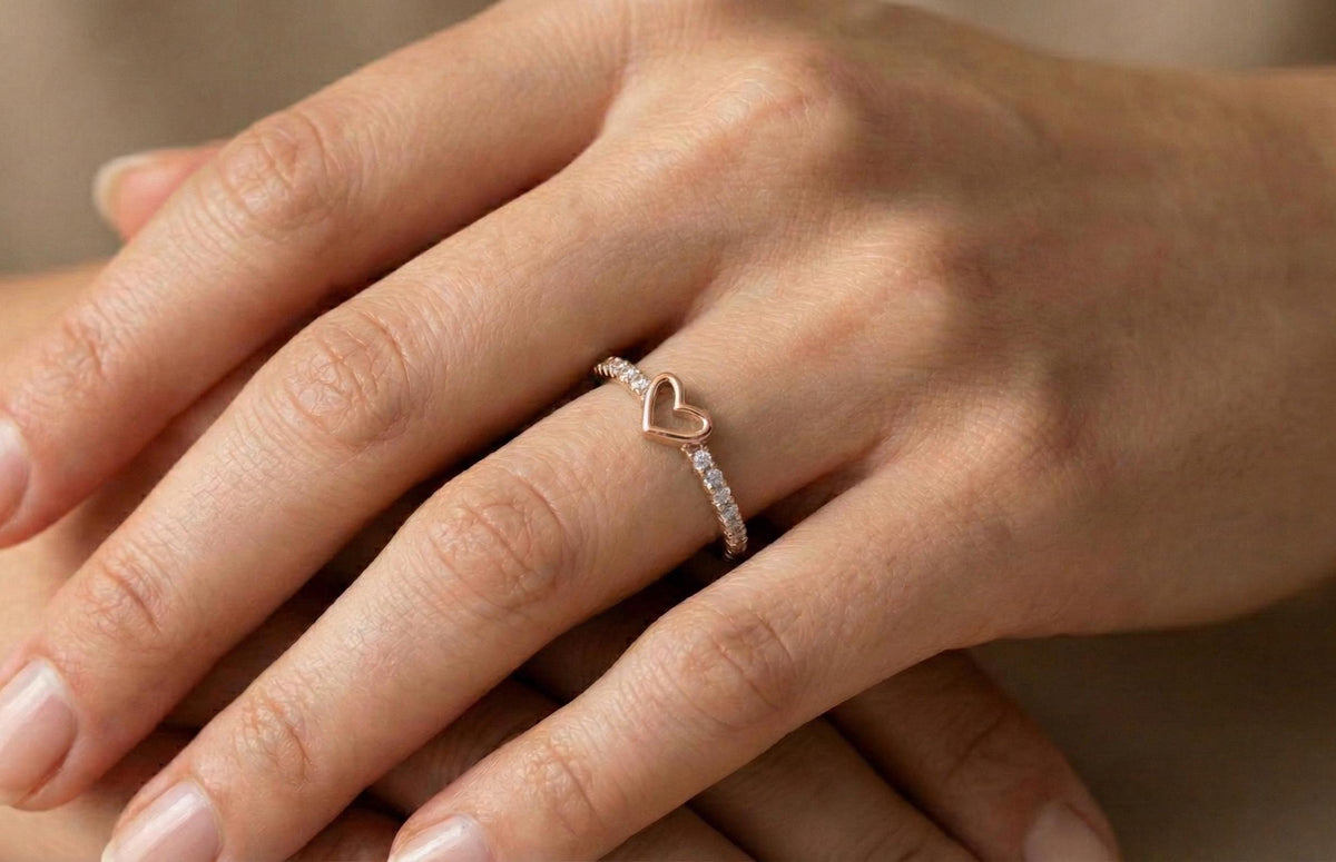 Gold Heart Ring 925 Sterling Silver, Romantic Love Ring, Dainty Diamond Heart Band, Anniversary Gift Jewelry for Her, gift for her or they