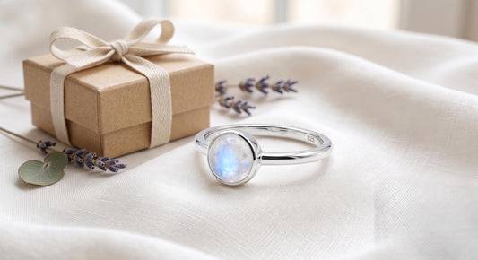 Rainbow Moonstone Ring 925 Sterling Silver | Minimalist Round Bezel Gemstone Ring | Dainty Boho Jewelry | June Birthstone Gift for Her