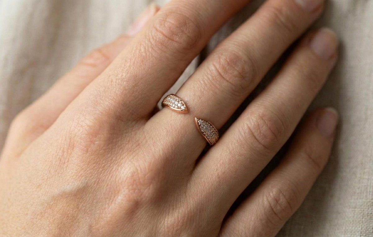 925 Sterling Silver Ring, Minimalist Handmade Silver Jewellery, Pave Diamond Ring , Women Fine Jewellery, Trendy Fine Jewelry, Luxury Band