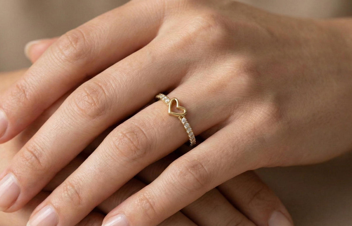 Gold Heart Ring 925 Sterling Silver, Romantic Love Ring, Dainty Diamond Heart Band, Anniversary Gift Jewelry for Her, gift for her or they