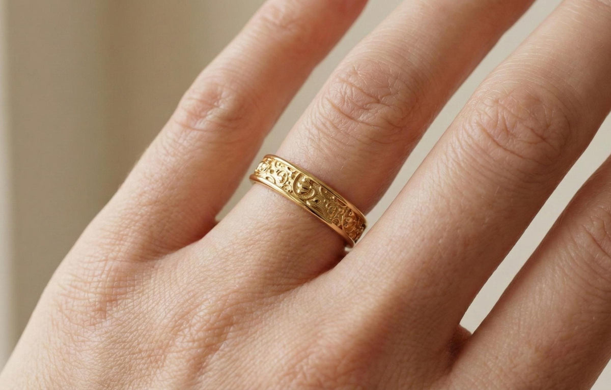 Gold Floral Wedding Band | Vintage Art Nouveau Scroll Ring | Engraved Flower Eternity Ring | Nature Inspired Garden Jewelry | Gift for Her